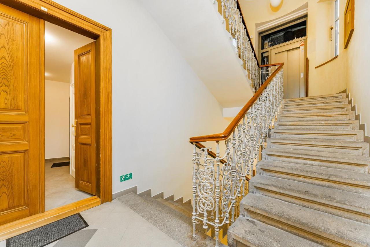 Alla Prague Apartment Exteriör bild
